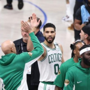 开云体育下载-东契奇还太嫩！绿军双探花上课：2年前输勇士获成长